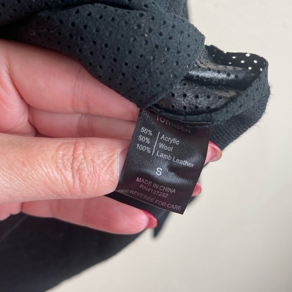 TOWNSEN Black Crewneck Lamb Leather & Wool Sweater Size Small - Picture 5 of 6